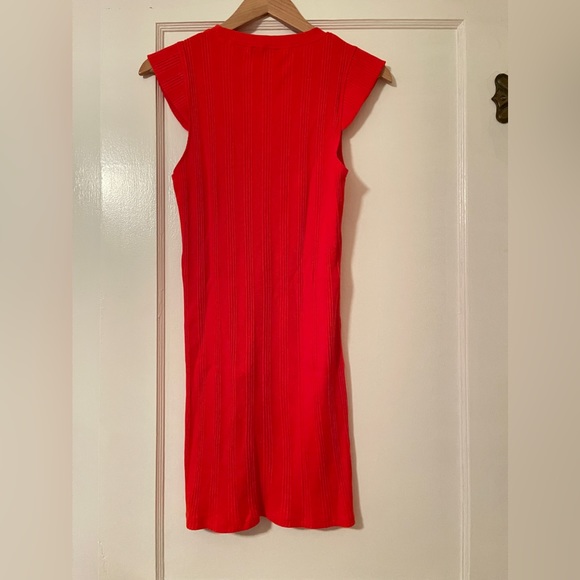 🌶️🌶️🌶️ Mint condition, Zara cotton mini dress, red, size medium - Picture 3 of 4